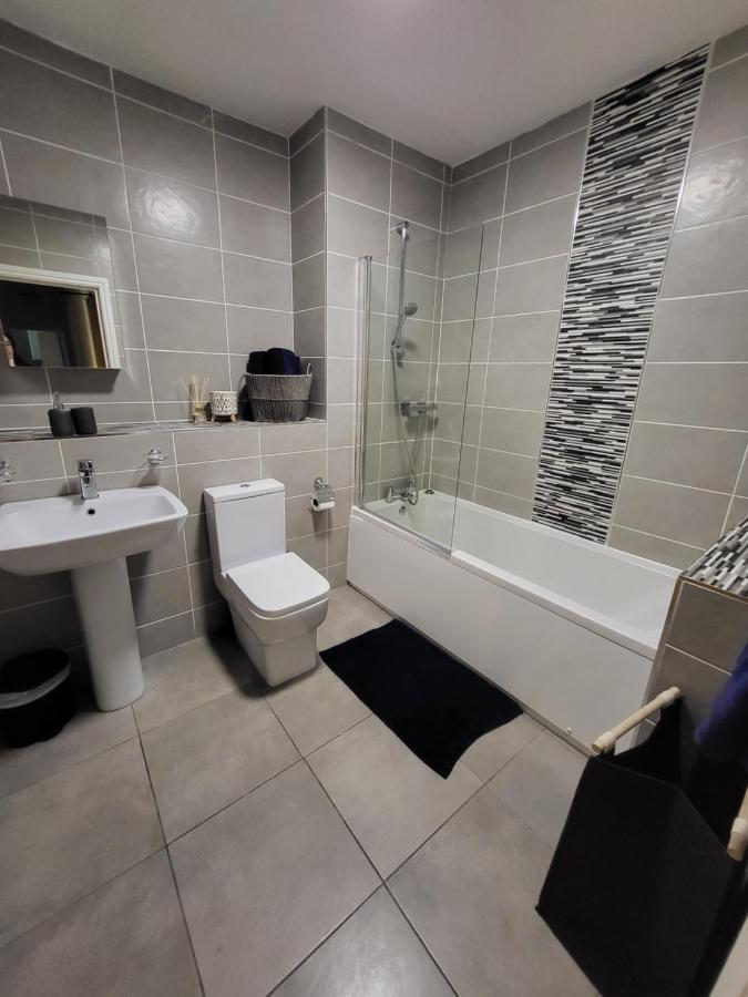Stylish Jewellery Quarter Apartment Sleeps 6 برمنغهام المظهر الخارجي الصورة