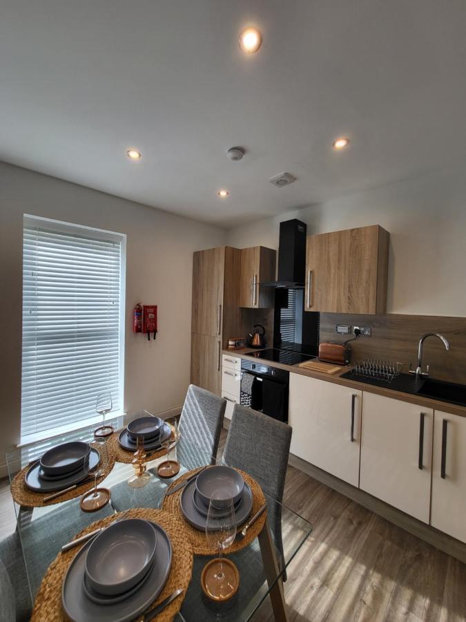Stylish Jewellery Quarter Apartment Sleeps 6 برمنغهام المظهر الخارجي الصورة
