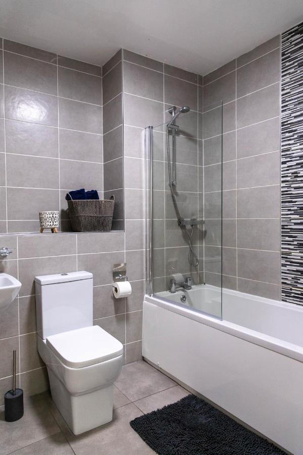 Stylish Jewellery Quarter Apartment Sleeps 6 برمنغهام المظهر الخارجي الصورة